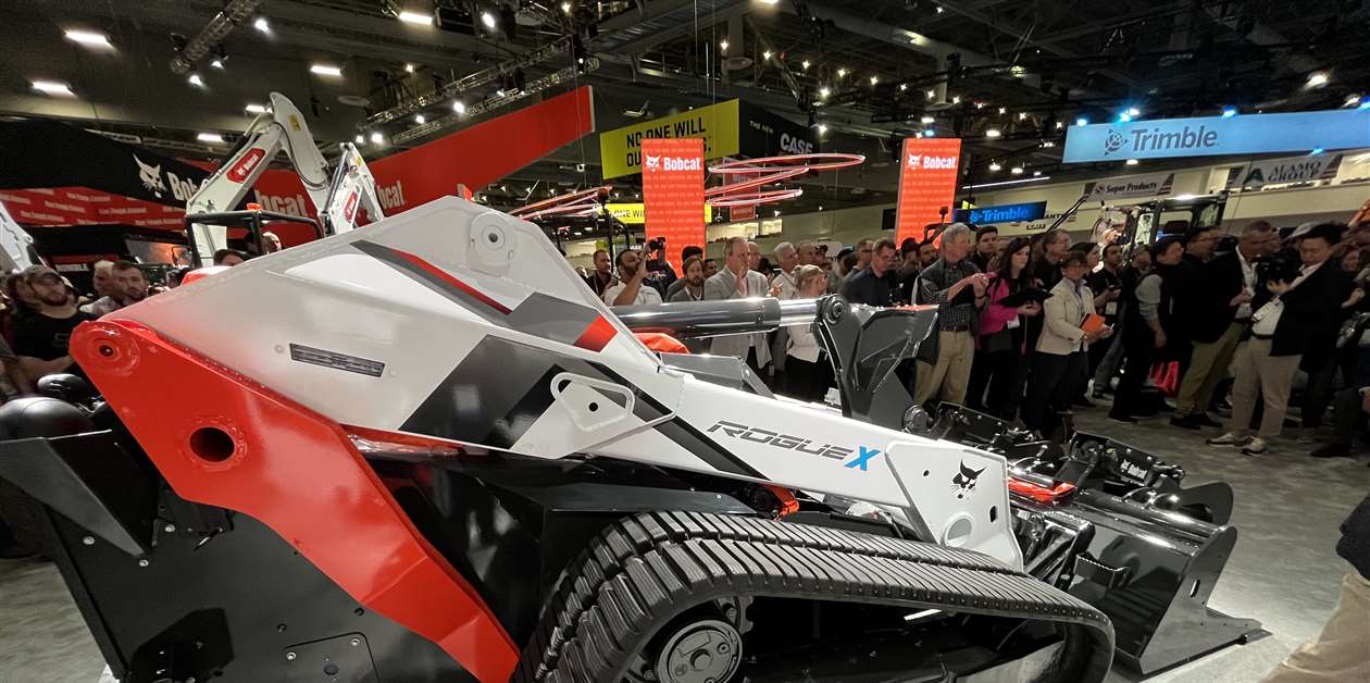 Bobcat’s allelectric skidsteer and autonomous loaders Power Progress