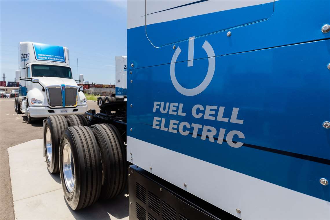 Fuel cell vehicles