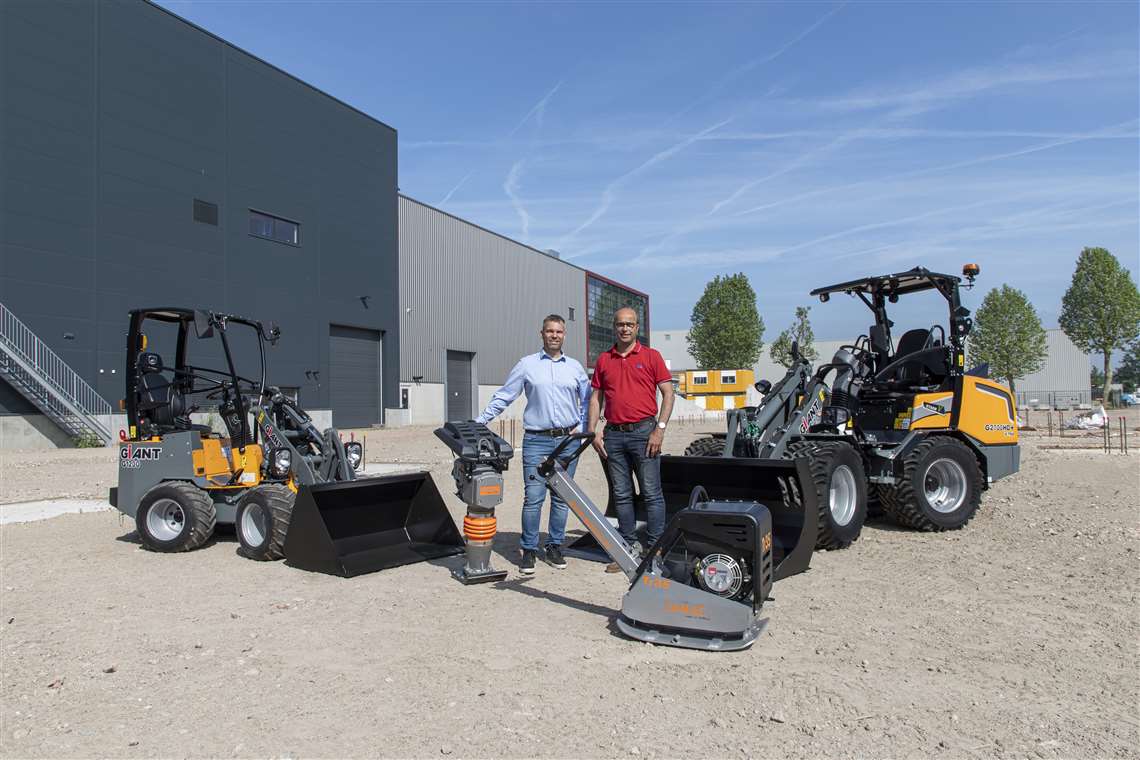 Toine Brock, managing director and owner of Tobroco-Giant, and Jan Alwin Ulderink, CEO of SAMAC-ULBO Machinery.