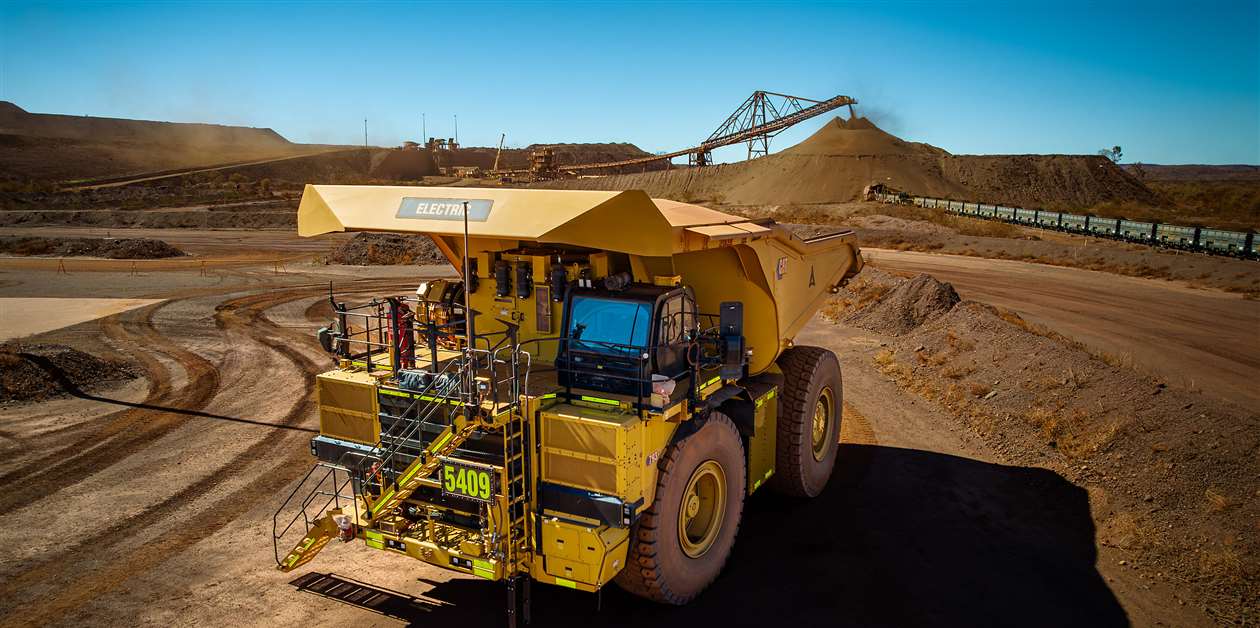 Cat BE haul trucks on trial in Australia's Pilbara