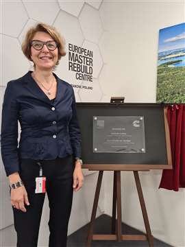 Ann-Kristin de Verdier, with plaque commemorating the opening of the new MRC