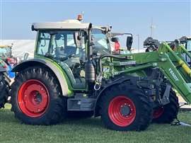 Fendt agricultural tractor
