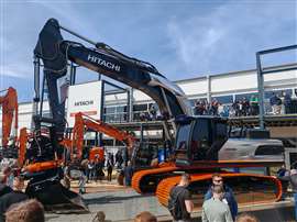 La pelle conceptuelle Landcros One de Hitachi au salon Bauma 2025