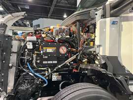 Kenworth powertrain and accessory controls module for battery-electric trucks