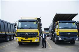 Satyakam Arya, MD and CEO of BahratBenz with the HX and Torqshift trucks