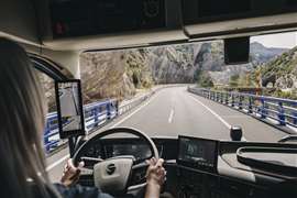 Volvo FH Aero - drivers like the similarity between driving diesel and LNG trucks