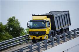 Veículos comerciais Daimler Índia BharatBenz série Torqshift