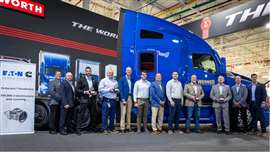 Le camion Kenworth qui a servi de pièce maîtresse de la célébration de la production