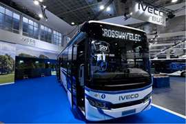 Iveco Crossway Elec, winner of the Sustainable Bus of the Year (Intercity) at Busworld 2025