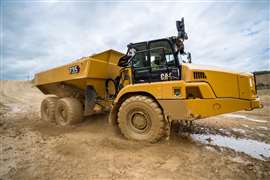 Der aktualisierte knickgelenkte Muldenkipper 735 von Caterpillar (Bild mit freundlicher Genehmigung von Caterpillar)