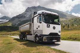 Daimler hydrogen fuel cell truck testing in the Alps
