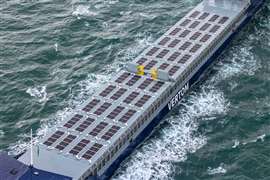 Solar Flatrack installation on the Vertom Tula