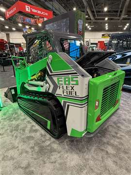 Kawasaki GeoTorq Flex-Fuel-Motorenplattform in einem Takeuchi TL6 Kompaktraupenlader