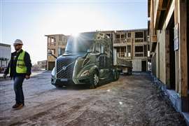 Volvo Trucks sta introducendo aggiornamenti software automatici via etere