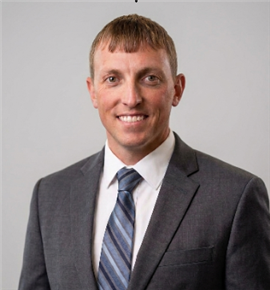 Aaron Vancura，Reliable Horsepower 公司的技术和工程支持人员
