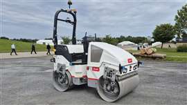 Compattatore dotato del sistema di guida autonoma Danfoss