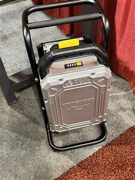 Batería intercambiable Vanguard de 48 V y 2,0 kWh