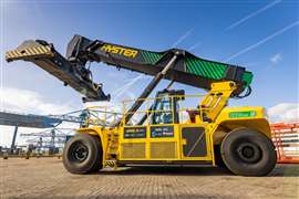 Hyster ReachStacker en acción en RST