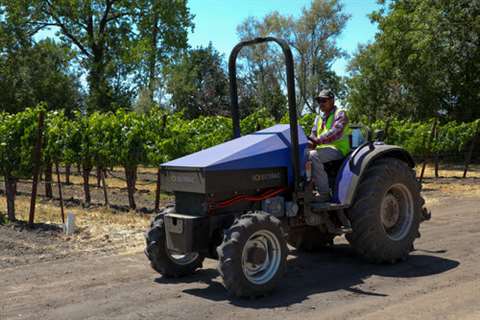 Solectrac e70N tractor