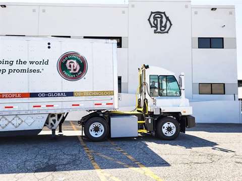 Autocar E-ACTT battery-electric terminal tractor