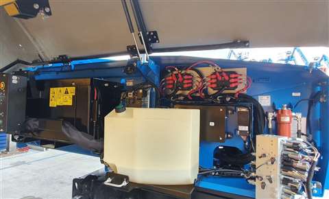 Genie hybrid S-60 FE boom lift