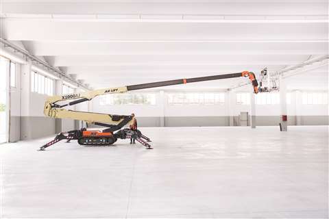 JLG crawler boom